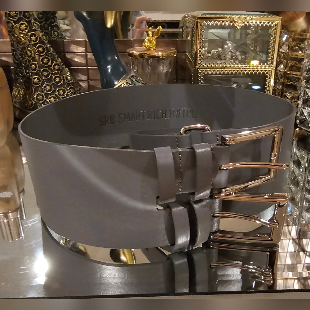 Wide belt
